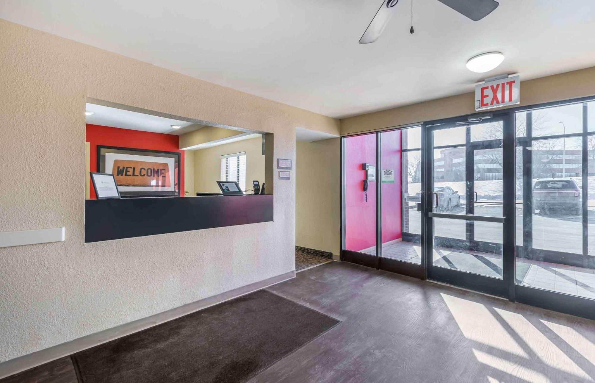 Extended Stay America Select Suites - Des Moines - West Des Moines Clive Exterior photo