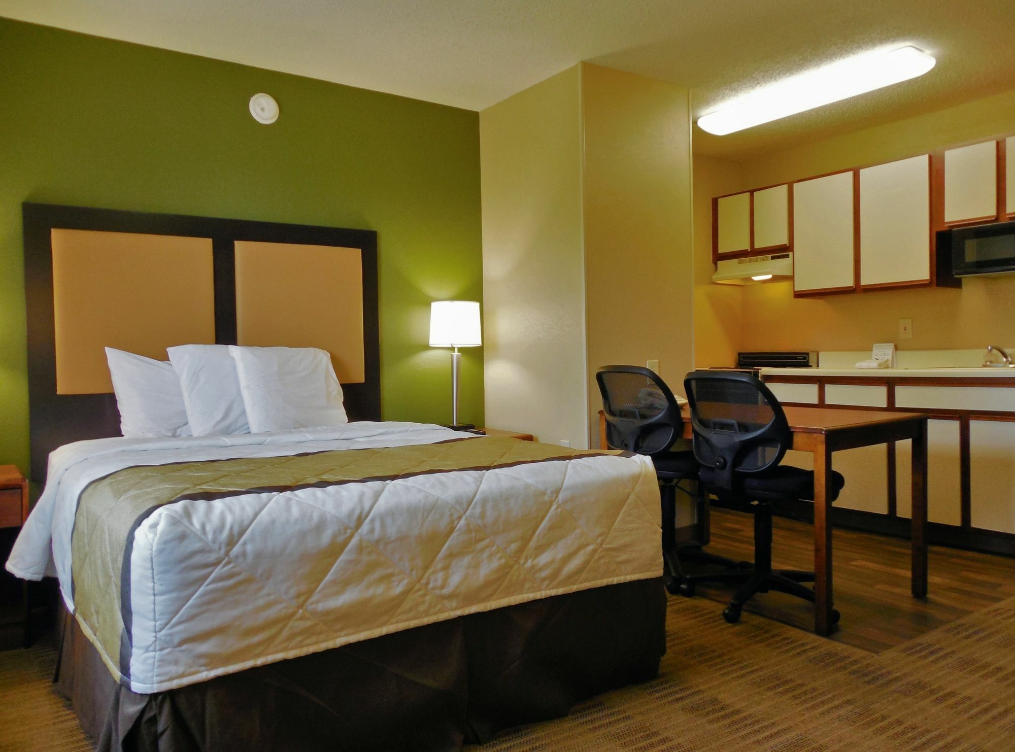 Extended Stay America Select Suites - Des Moines - West Des Moines Clive Exterior photo